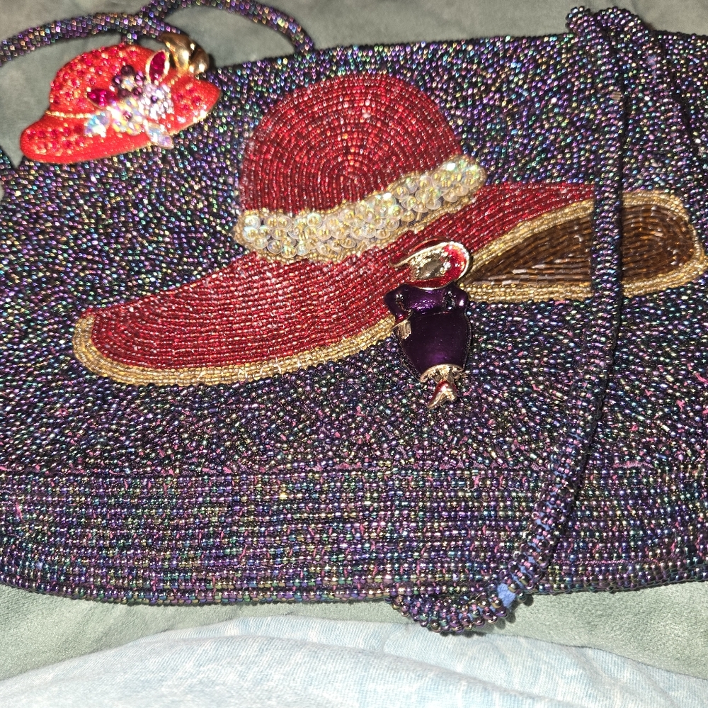 Vintage Asly Beaded Red Hat Society Bag & Brooch/Pendant plus add brooch